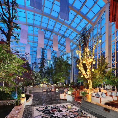 Howard Johnson Tian Yuan Jiuzhaigou Exterior photo