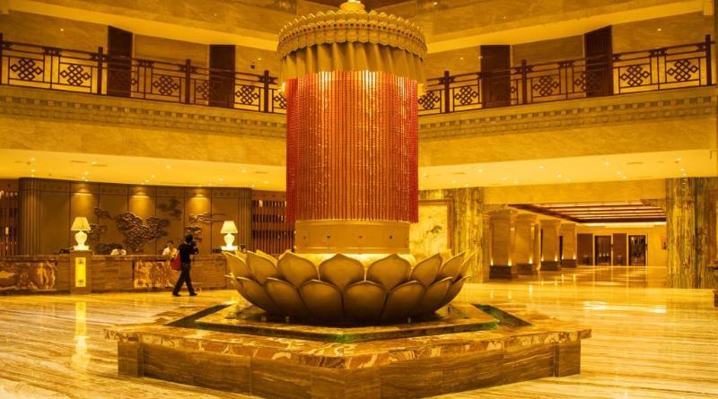 Howard Johnson Tian Yuan Jiuzhaigou Exterior photo