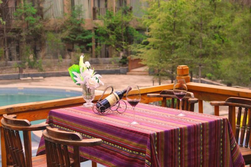 Howard Johnson Tian Yuan Jiuzhaigou Exterior photo